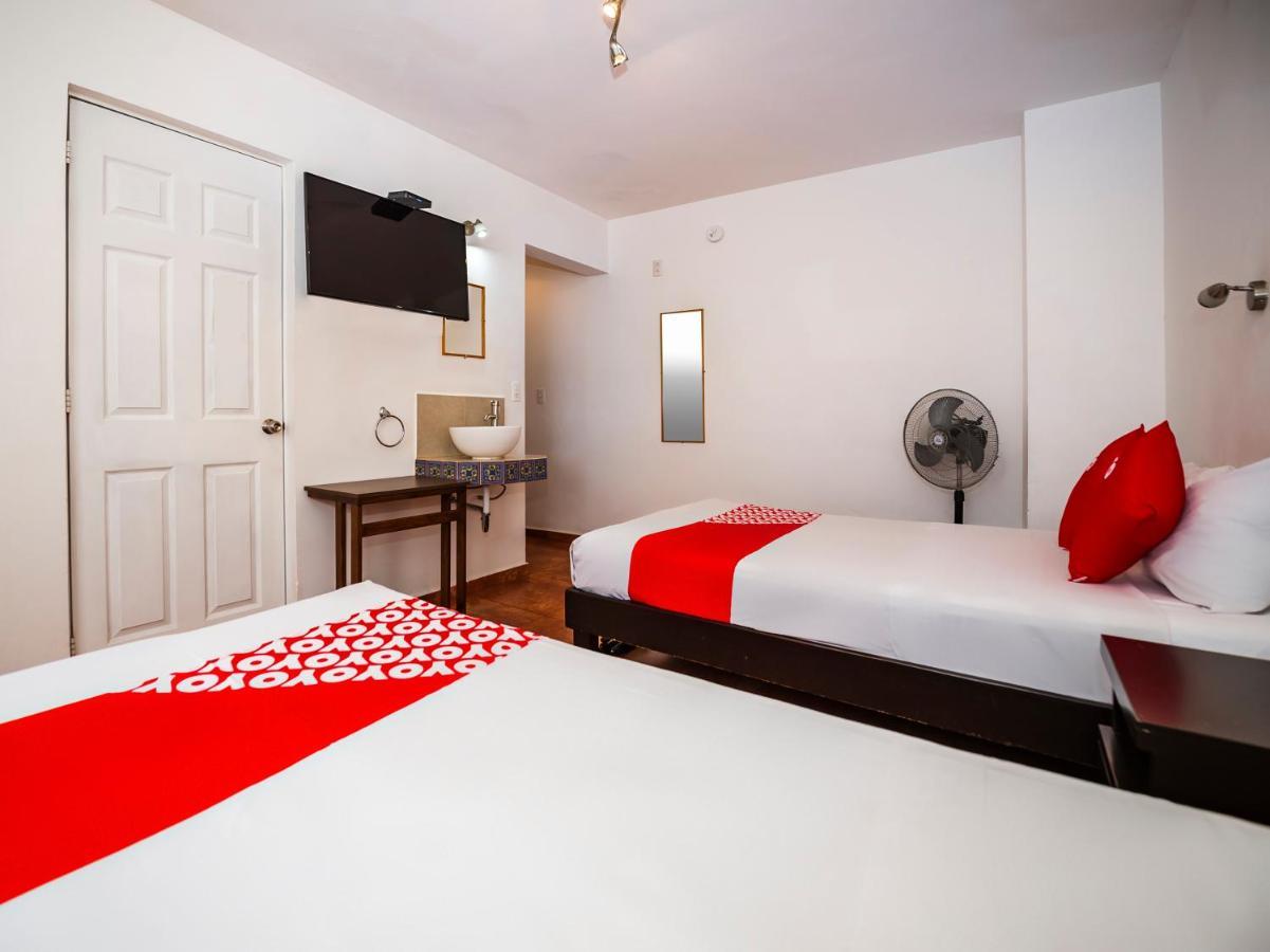 Itza Hotal & Cafe Hotel Queretaro Exterior photo